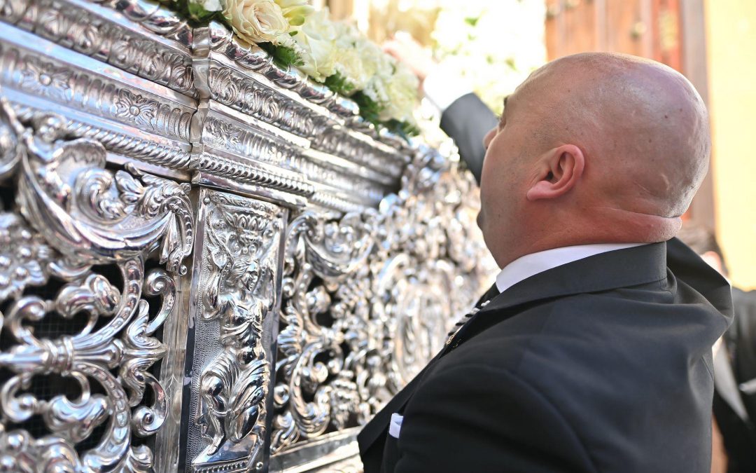 La Hermandad de la Coronación ratifica a Isaac Núñez Rosado como capataz de cofradía