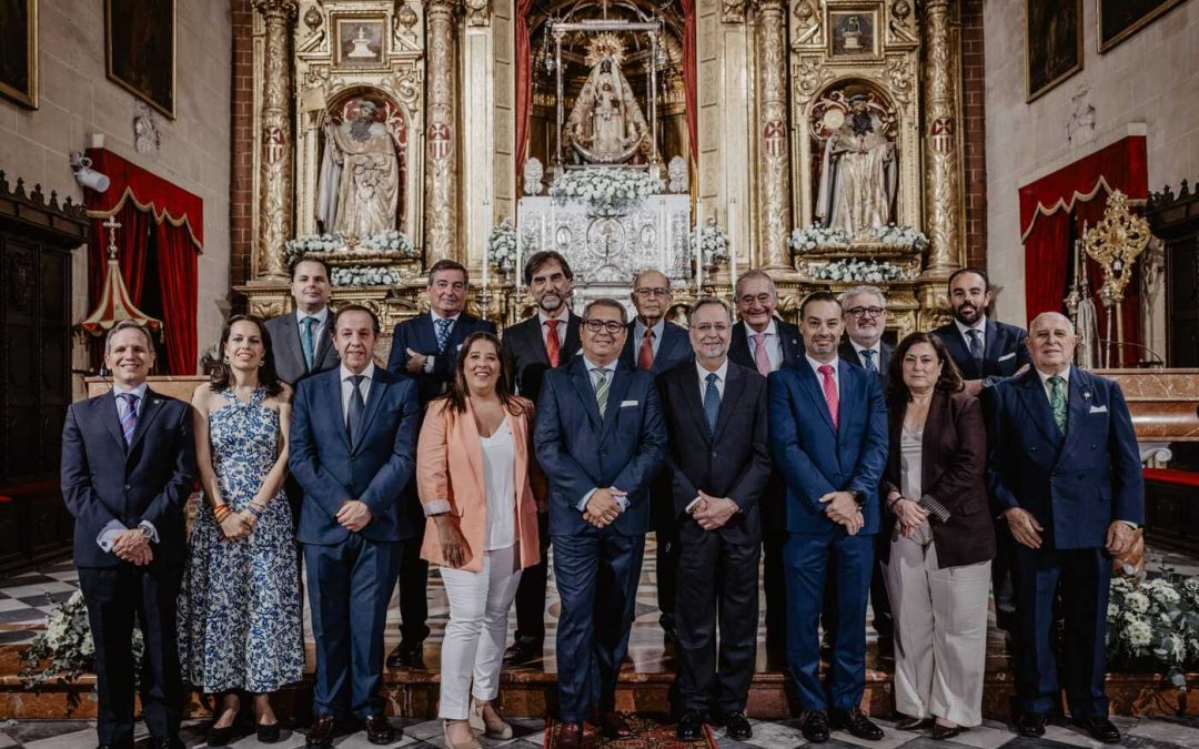 Ángel Heredia presenta equipo y programa para presidir la Unión de Hermandades de Jerez