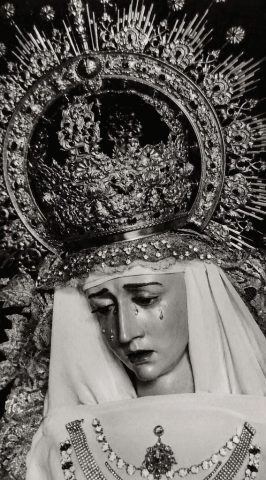 PIEDAD-CON-SU-CORONA-ANTES